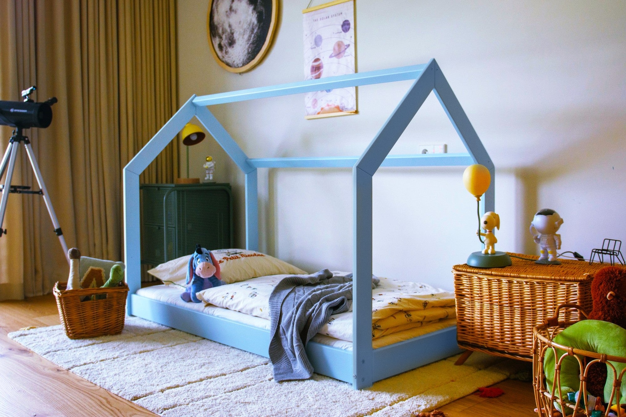 Cama escandinava para niño con forma de casita, 160x80cm